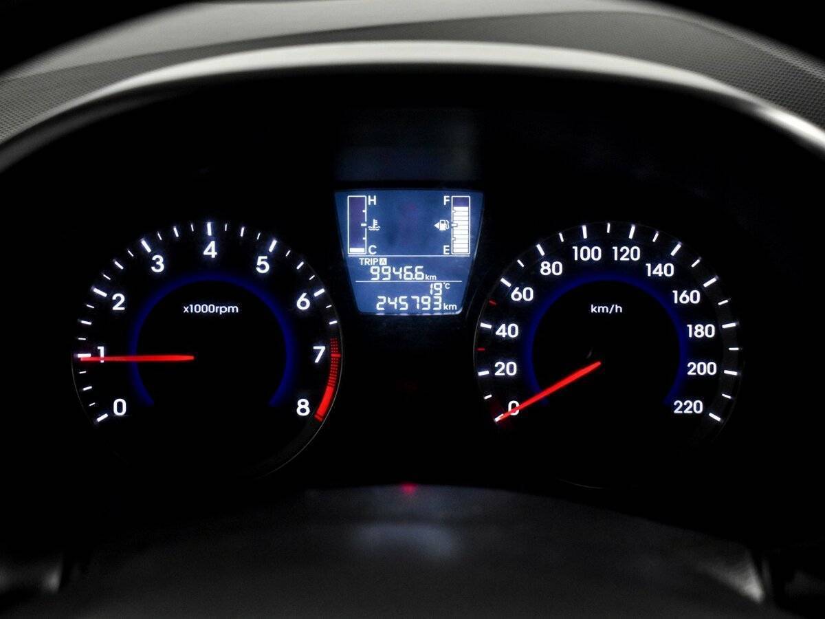 Hyundai Solaris б/у, 2014, Механическая. Фото: #16