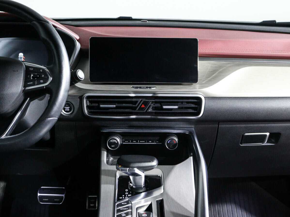 Geely Coolray б/у, 2022, Роботизированная. Фото: #12