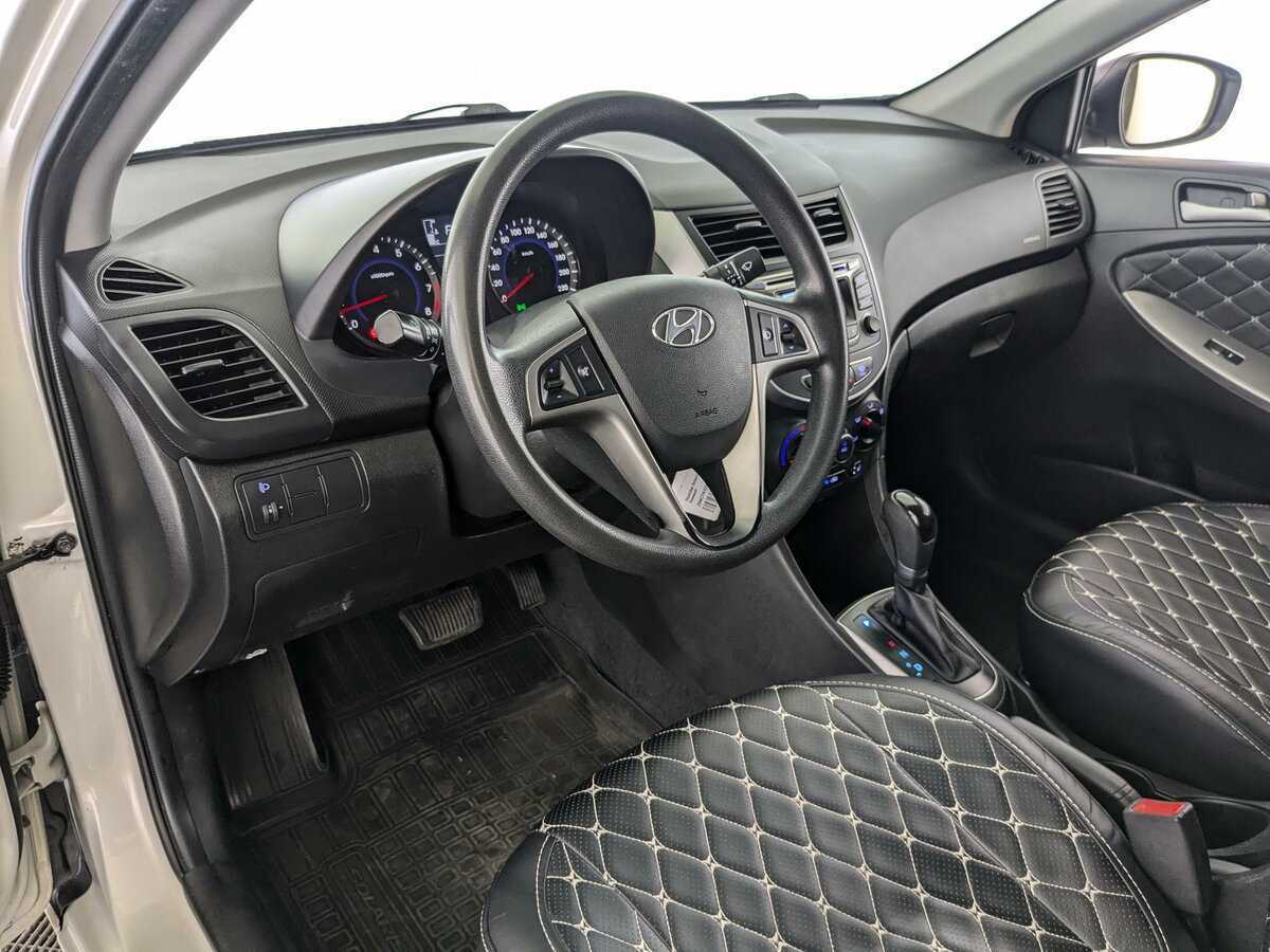 Hyundai Solaris б/у, 2015, Автоматическая. Фото: #13