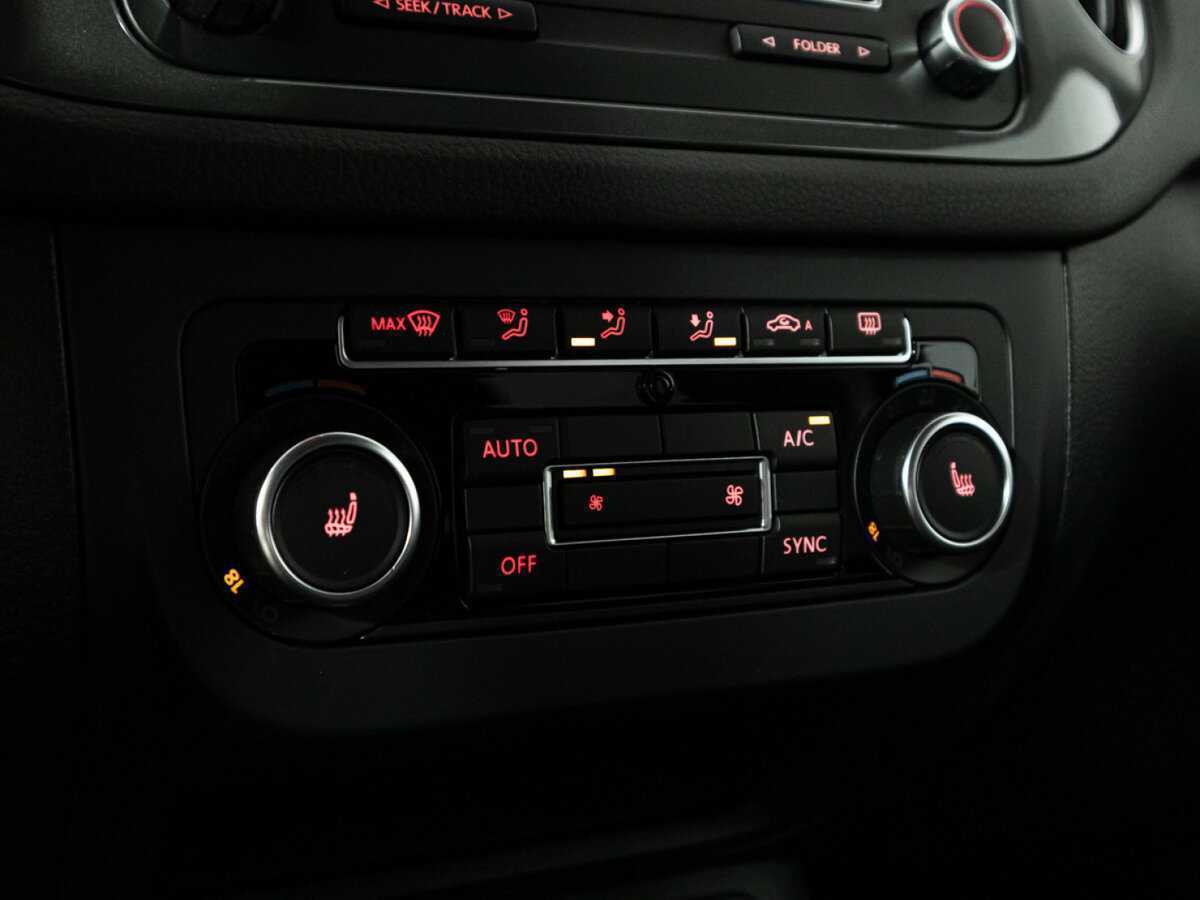 Volkswagen Tiguan б/у, 2015, Автоматическая. Фото: #16