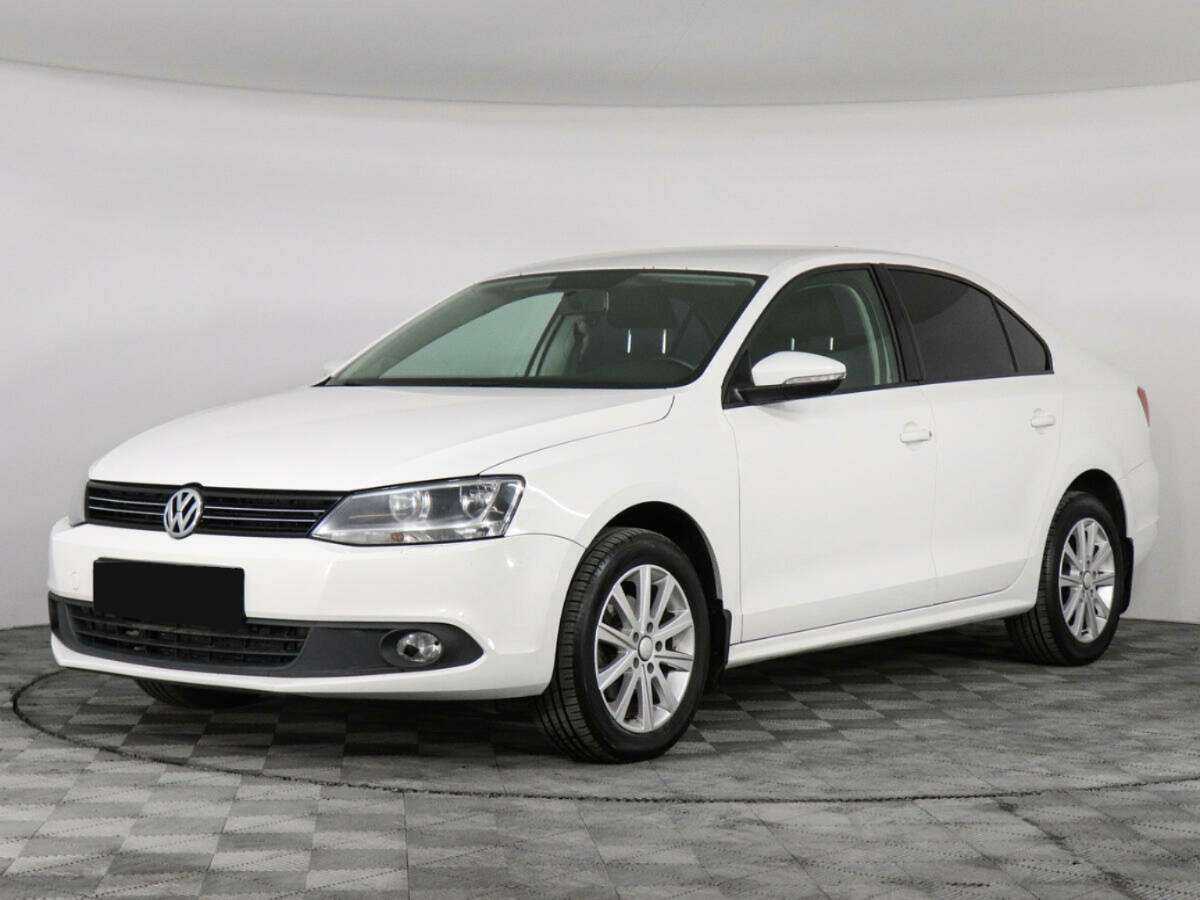 Volkswagen Jetta б/у, 2013, Механическая. Посмотреть фото