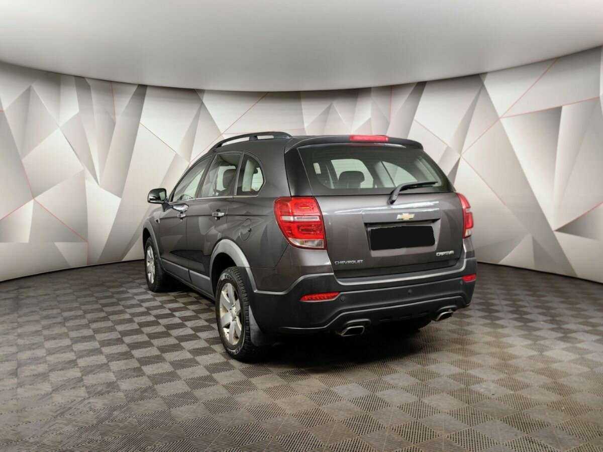 Chevrolet Captiva б/у, 2015, Автоматическая. Фото: #3
