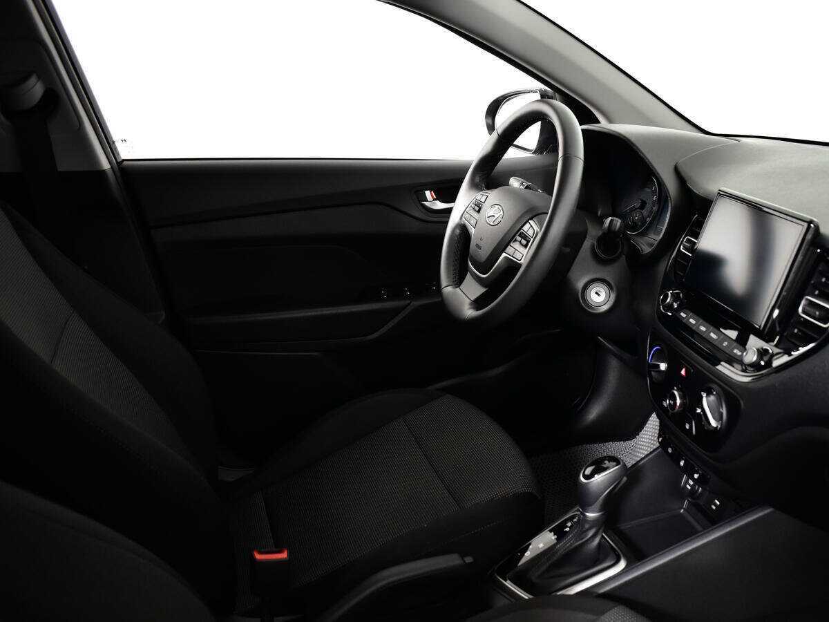 Hyundai Solaris б/у, 2022, Автоматическая. Фото: #8