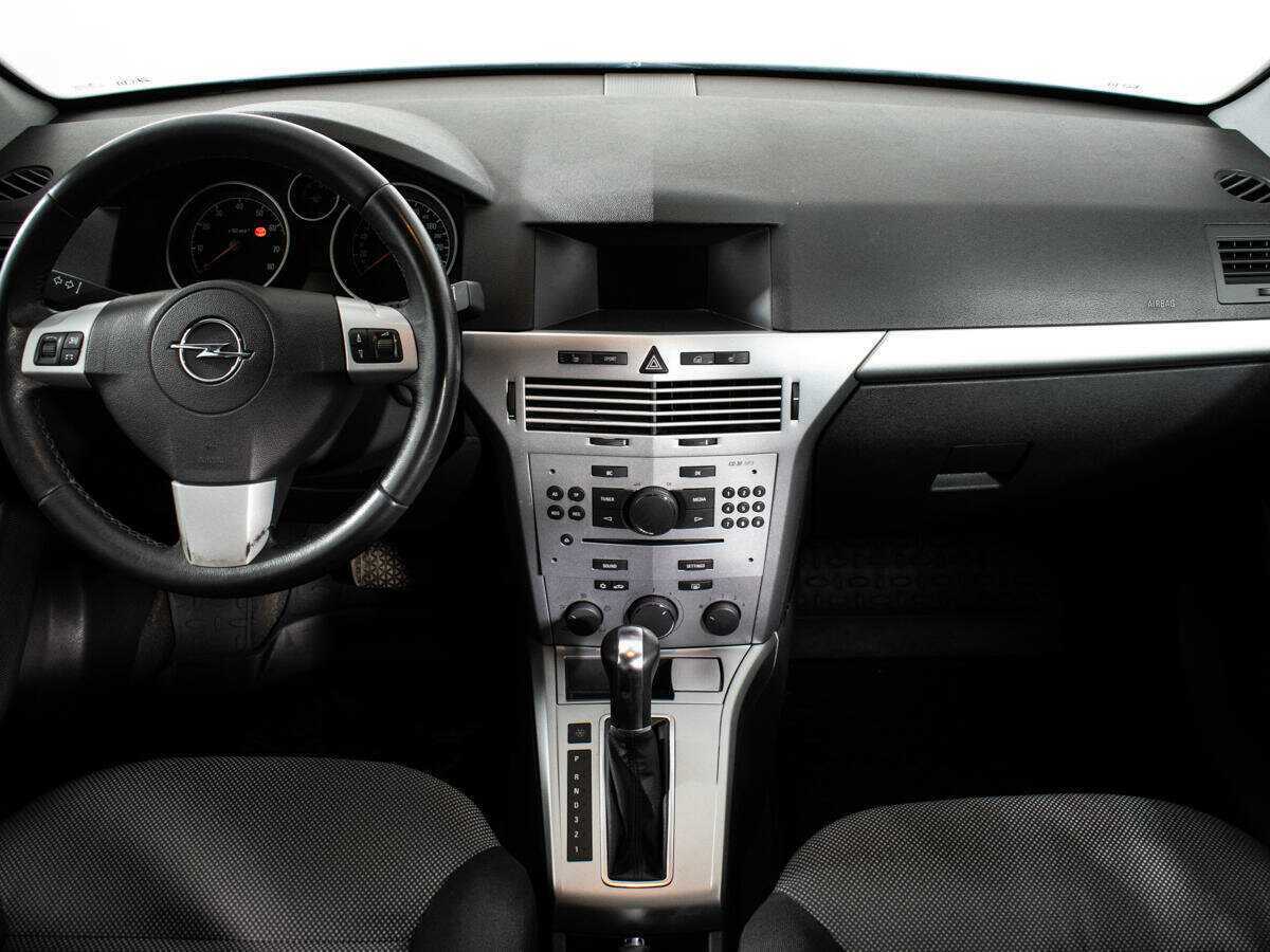 Opel Astra б/у, 2014, Автоматическая. Фото: #10