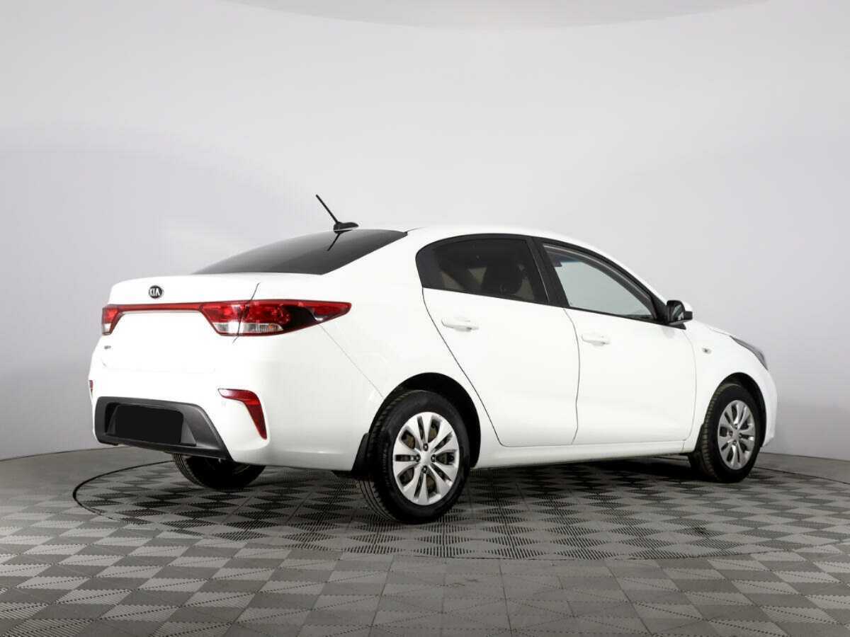 Kia Rio б/у, 2017, Автоматическая. Фото: #4
