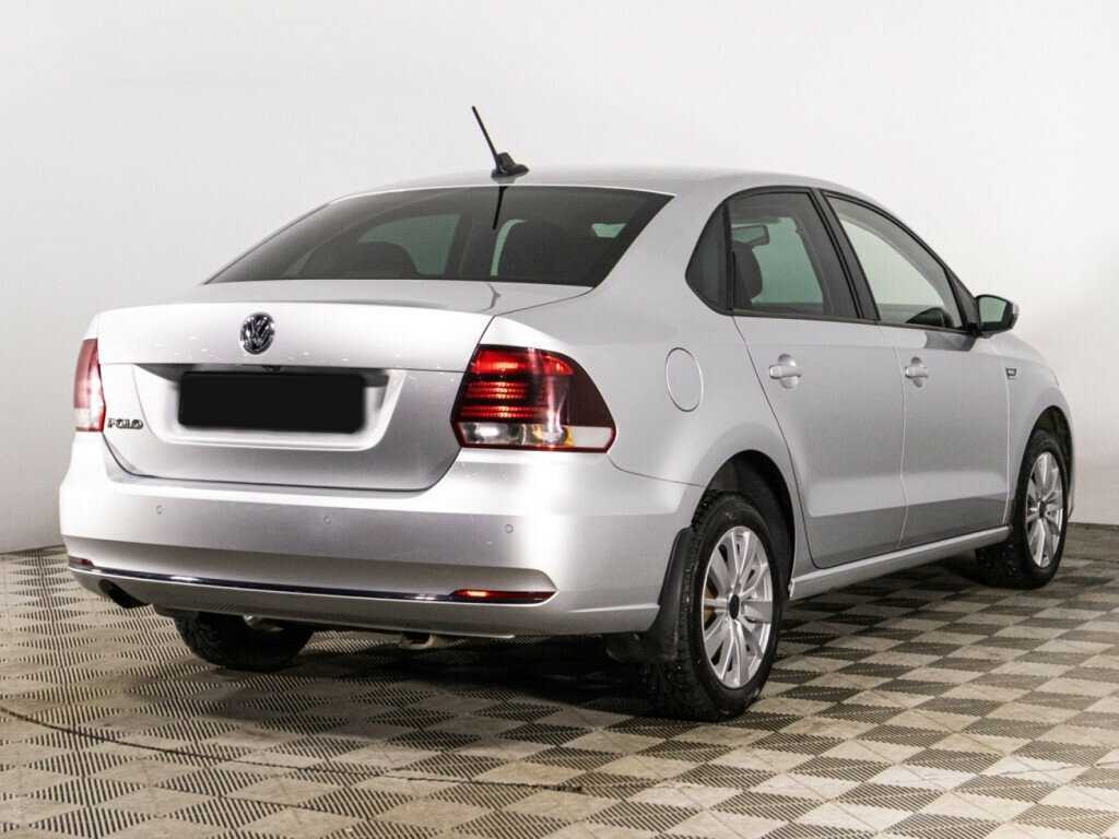 Volkswagen Polo б/у, 2018, Автоматическая. Фото: #4