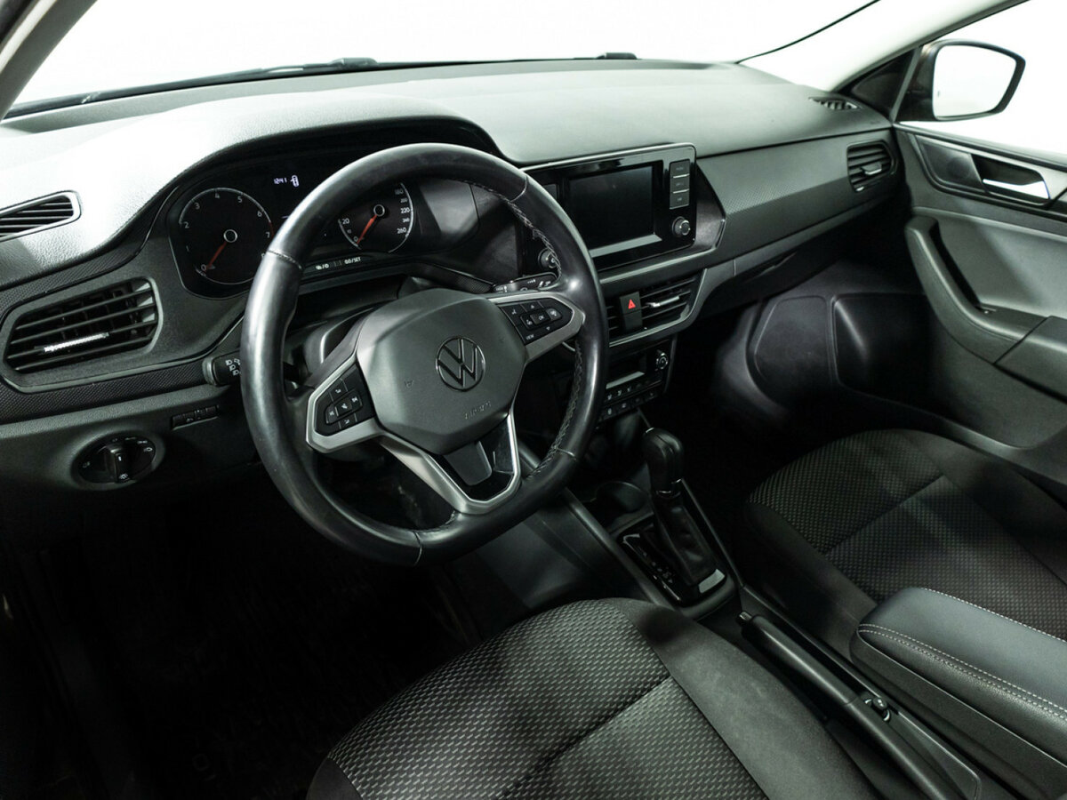 Volkswagen Polo б/у, 2020, Автоматическая. Фото: #10