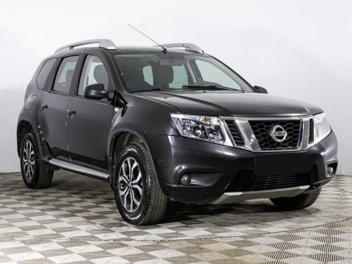 Nissan Terrano б/у, 2015, Автоматическая. Фото: #2