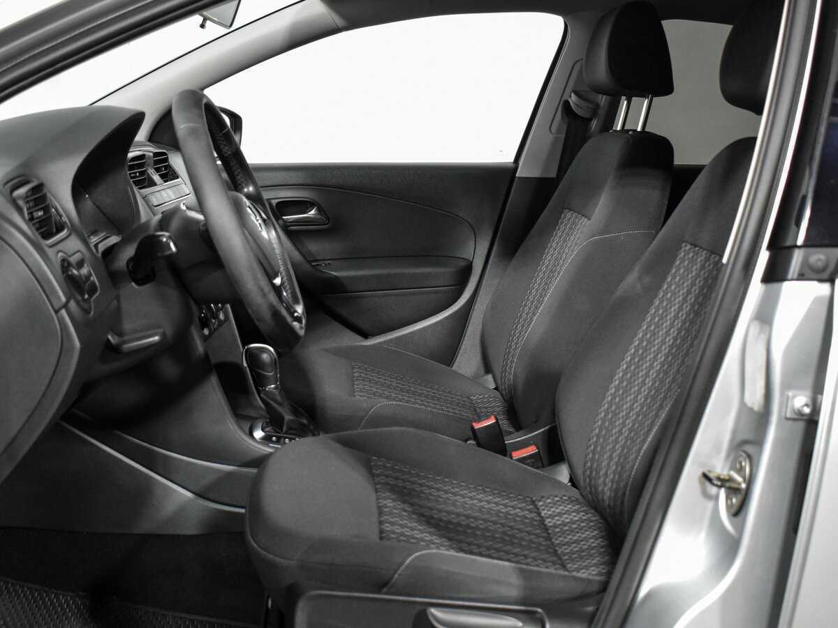 Volkswagen Polo б/у, 2016, Автоматическая. Фото: #9