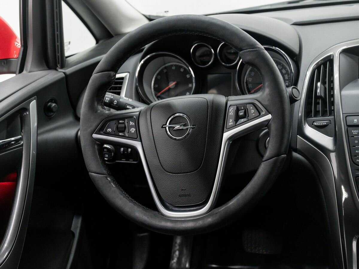 Opel Astra б/у, 2013, Автоматическая. Фото: #10