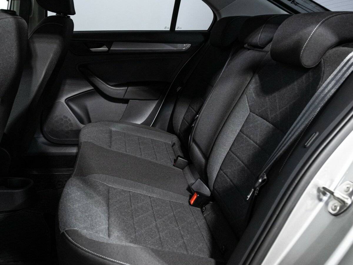 Volkswagen Polo б/у, 2020, Роботизированная. Фото: #9