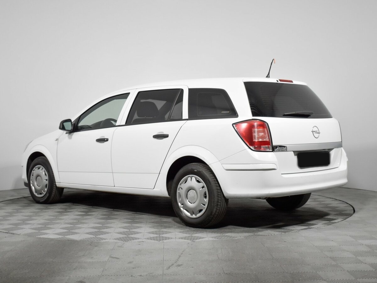 Opel Astra б/у, 2013, Механическая. Фото: #6
