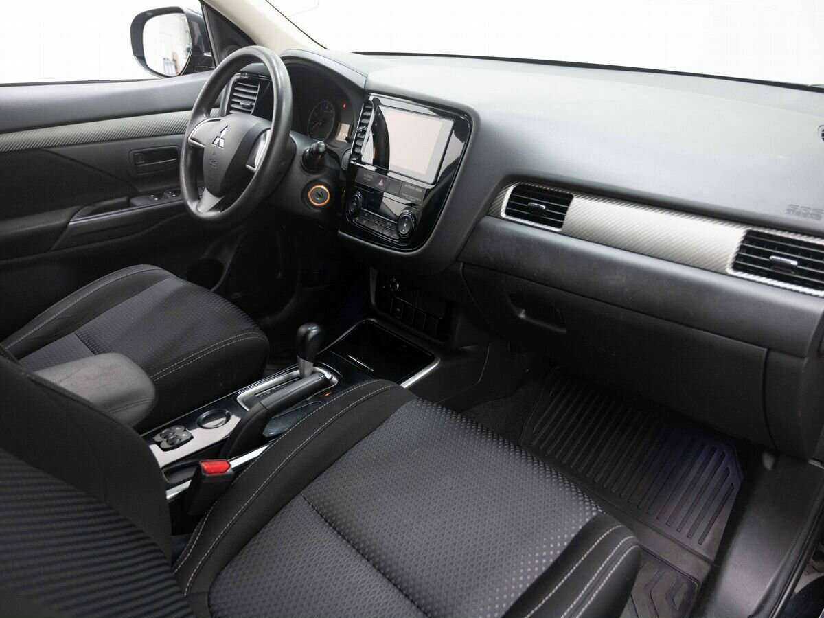 Mitsubishi Outlander б/у, 2018, Вариатор. Фото: #10