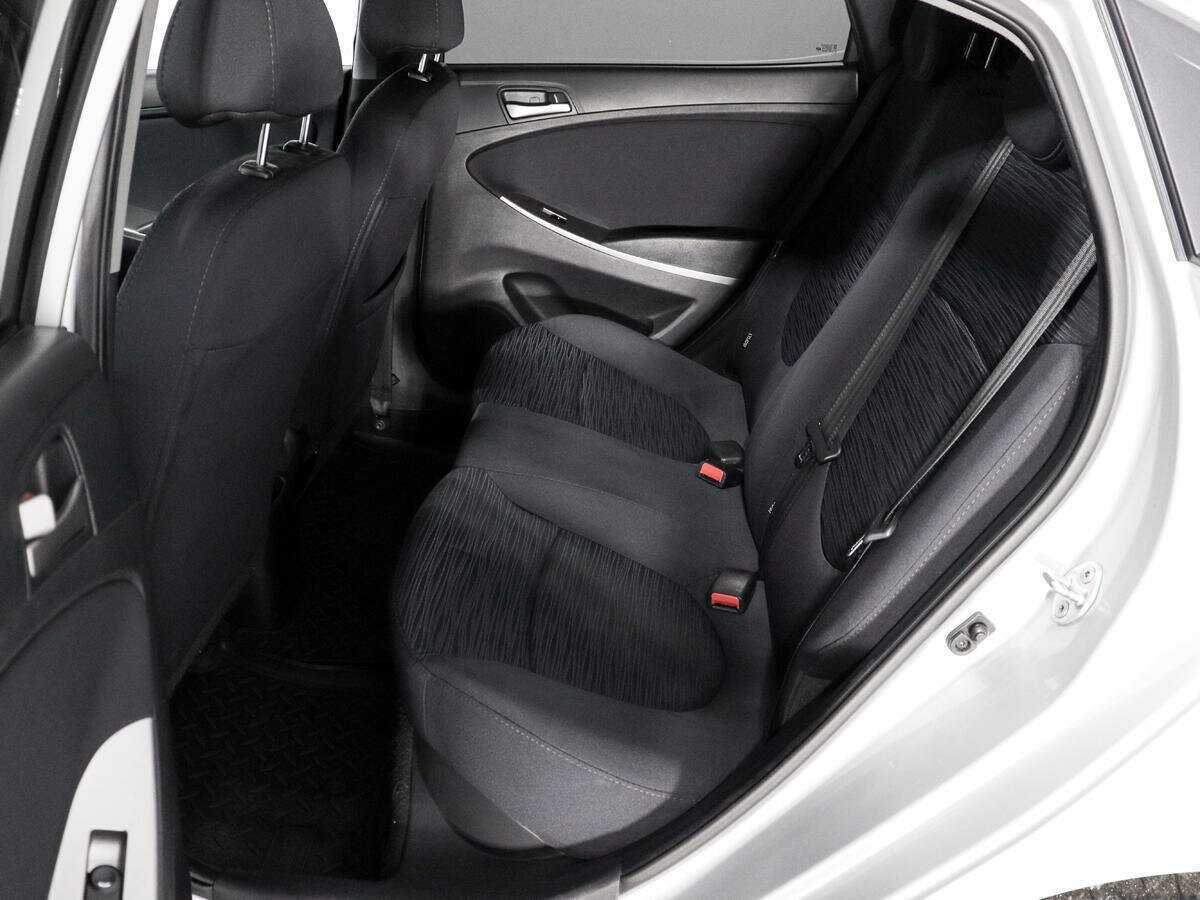 Hyundai Solaris б/у, 2016, Автоматическая. Фото: #9