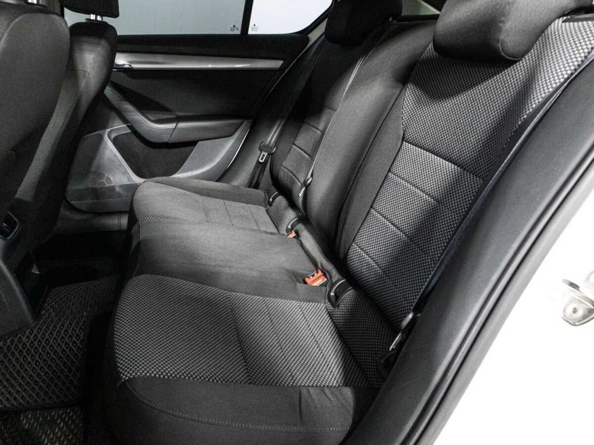 Skoda Octavia б/у, 2014, Механическая. Фото: #9