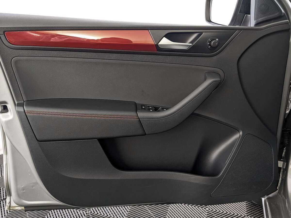 Volkswagen Polo б/у, 2021, Роботизированная. Фото: #14