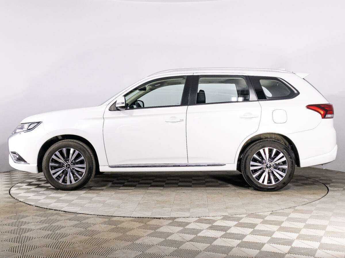 Mitsubishi Outlander б/у, 2022, Вариатор. Фото: #6