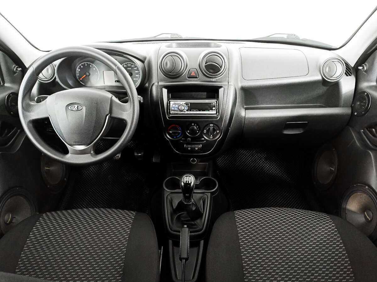 Lada (ВАЗ) Granta б/у, 2018, Механическая. Фото: #11