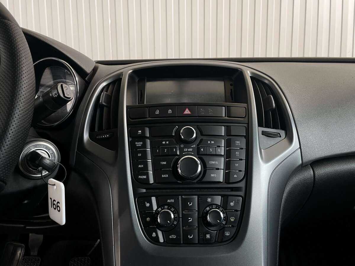 Opel Astra б/у, 2012, Механическая. Фото: #10