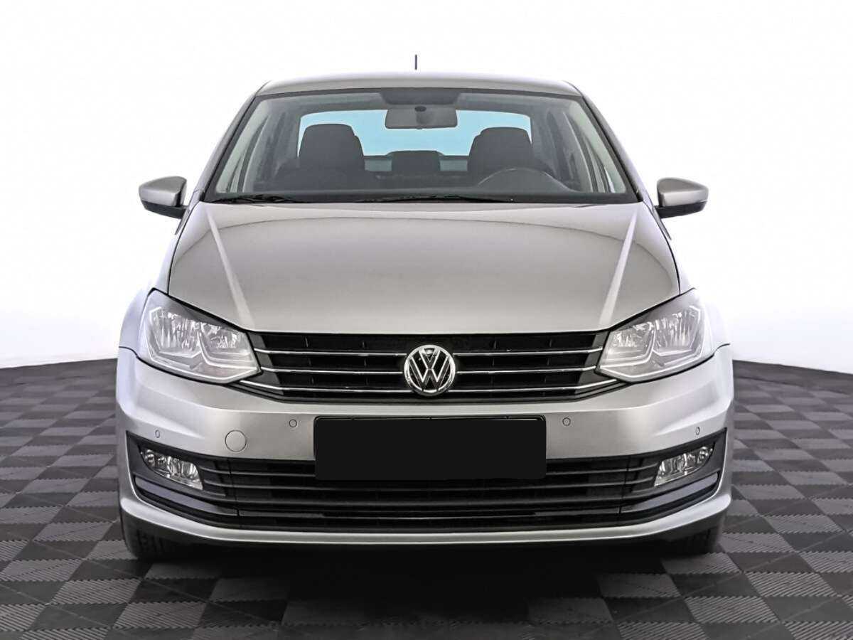 Volkswagen Polo б/у, 2020, Автоматическая. Фото: #1