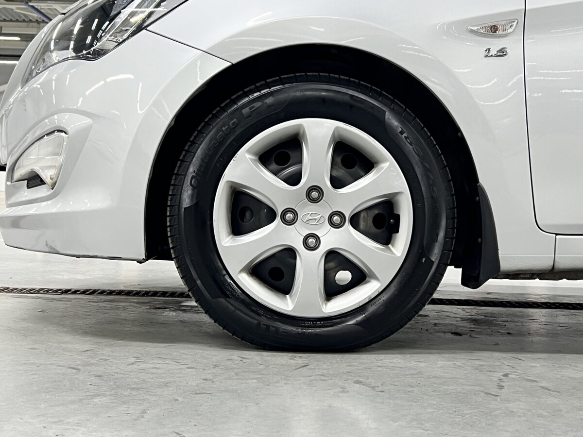 Hyundai Solaris б/у, 2015, Механическая. Фото: #16