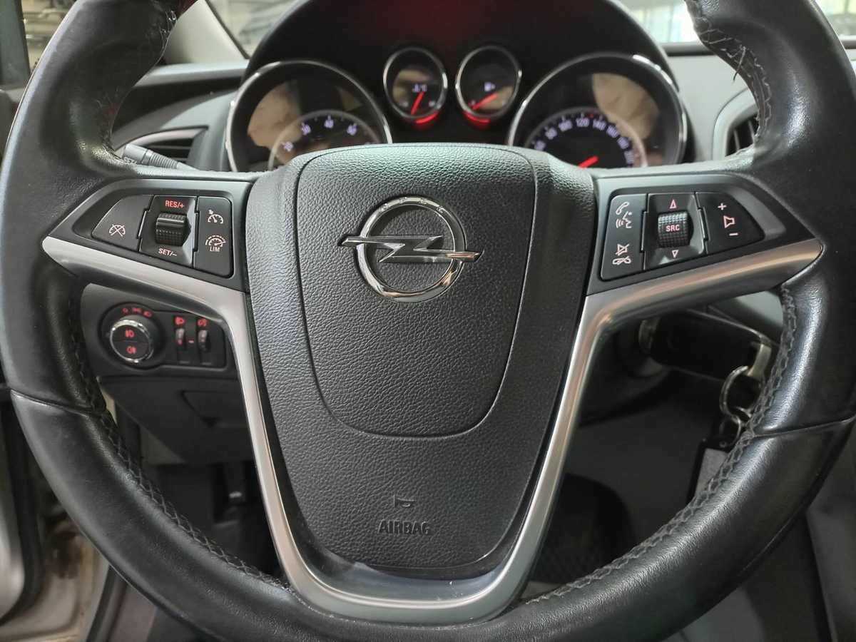 Opel Astra б/у, 2012, Механическая. Фото: #11