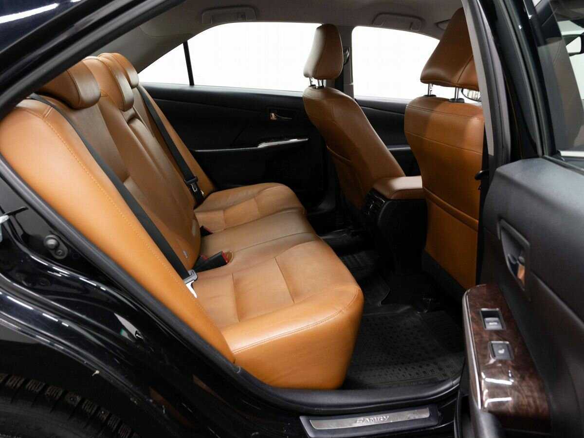 Toyota Camry б/у, 2017, Автоматическая. Фото: #11