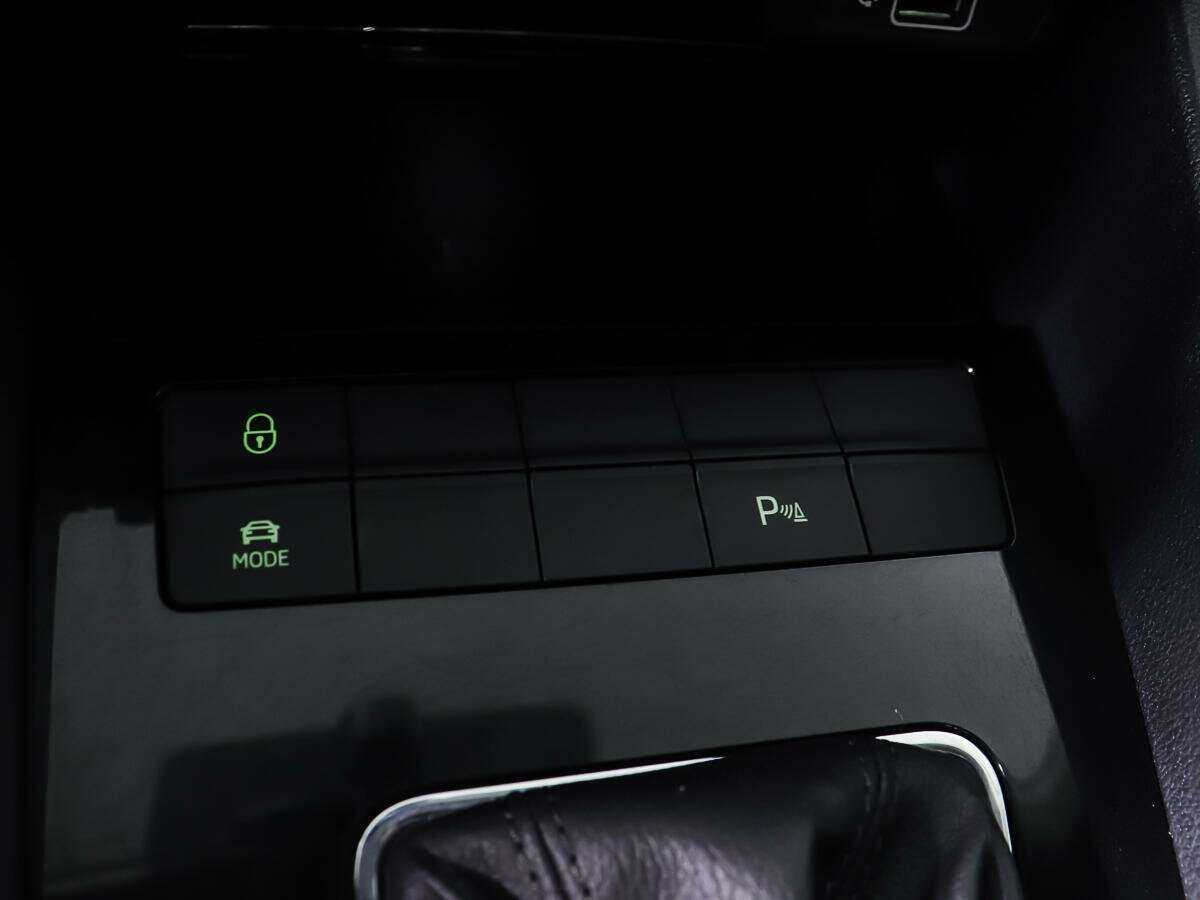 Skoda Octavia б/у, 2019, Роботизированная. Фото: #17