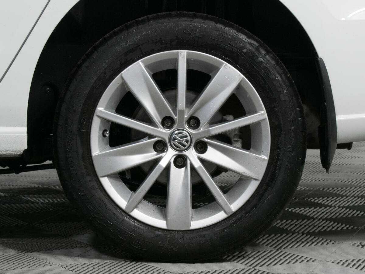 Volkswagen Polo б/у, 2019, Роботизированная. Фото: #15