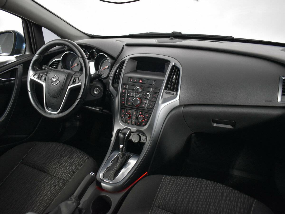 Opel Astra б/у, 2012, Автоматическая. Фото: #9