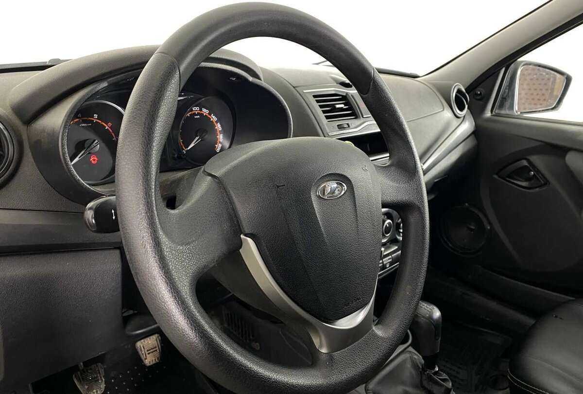 Lada (ВАЗ) Granta б/у, 2019, Механическая. Фото: #11