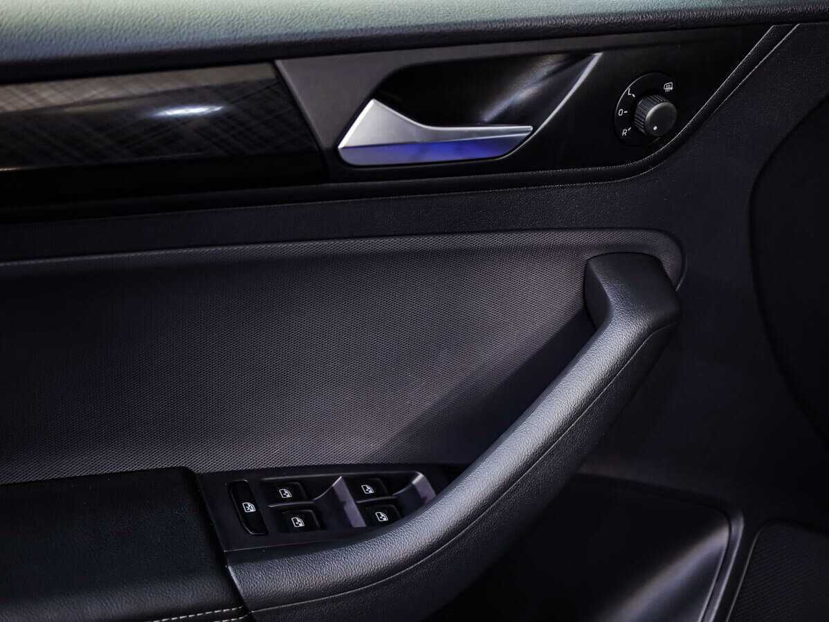 Volkswagen Polo б/у, 2020, Роботизированная. Фото: #17