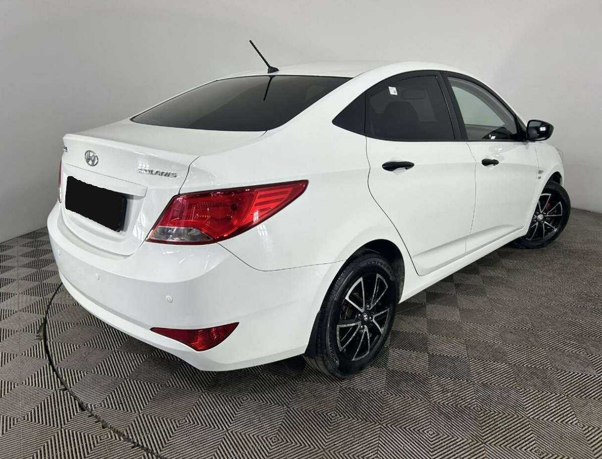 Hyundai Solaris б/у, 2015, Автоматическая. Фото: #5