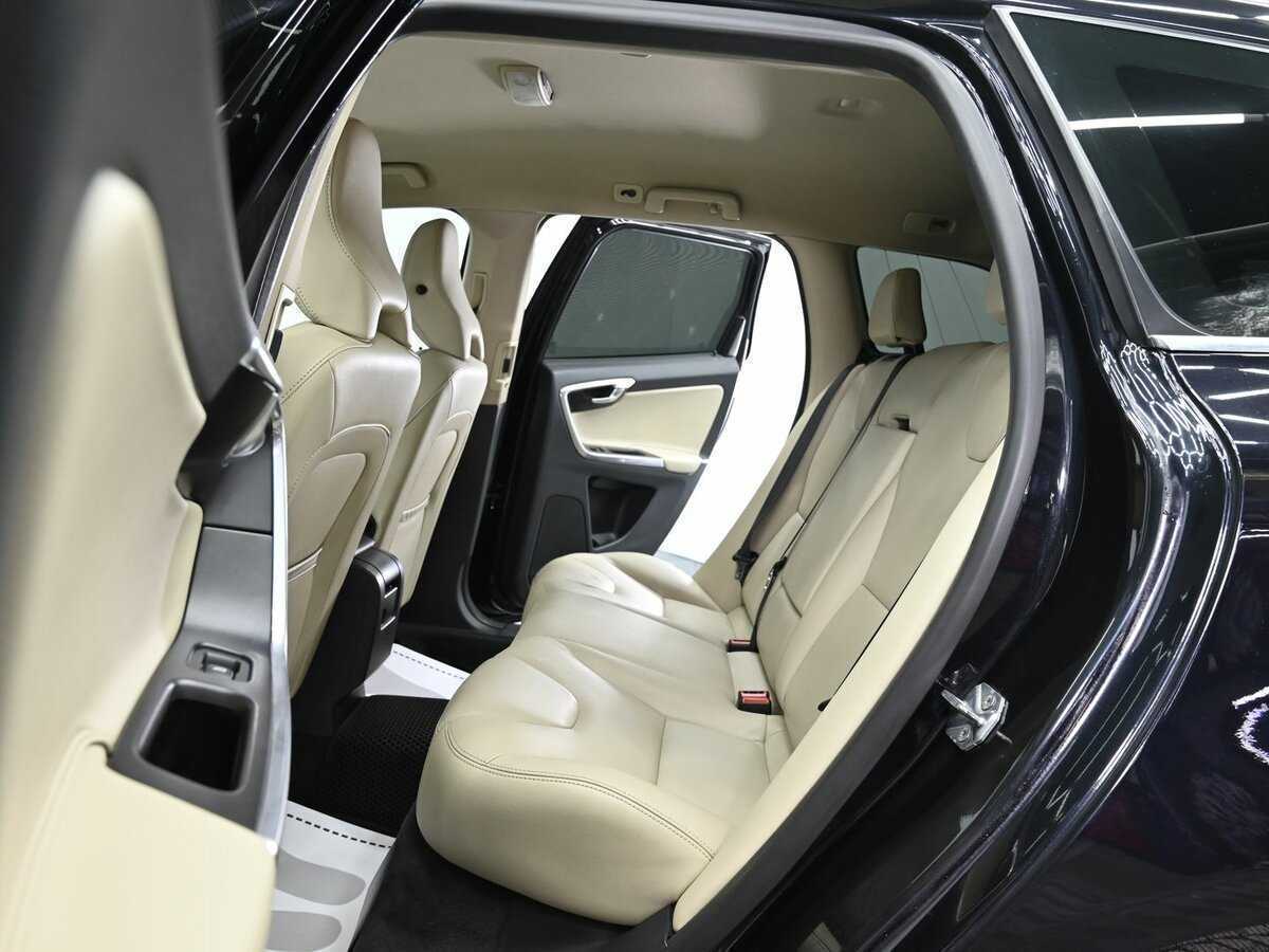 Volvo XC60 б/у, 2014, Автоматическая. Фото: #4