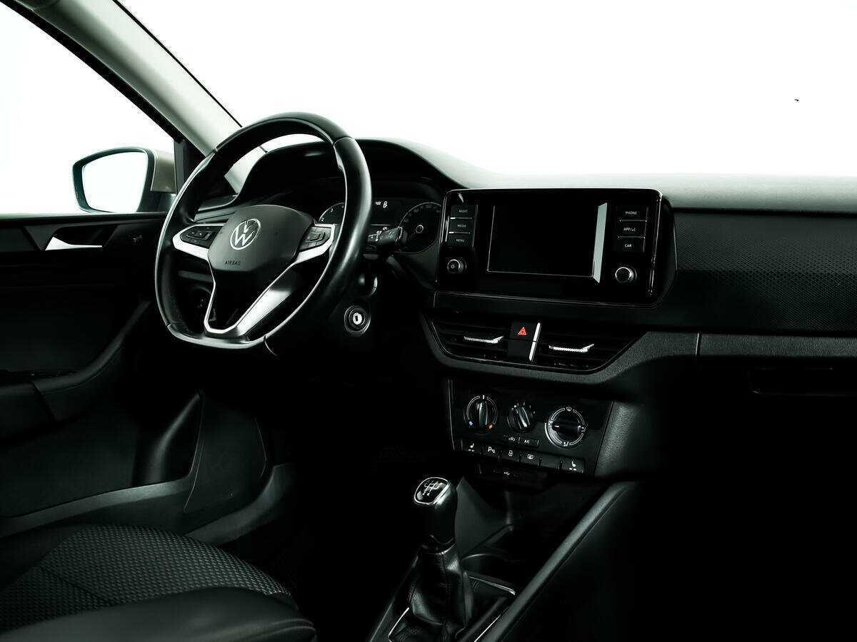 Volkswagen Polo б/у, 2021, Механическая. Фото: #8