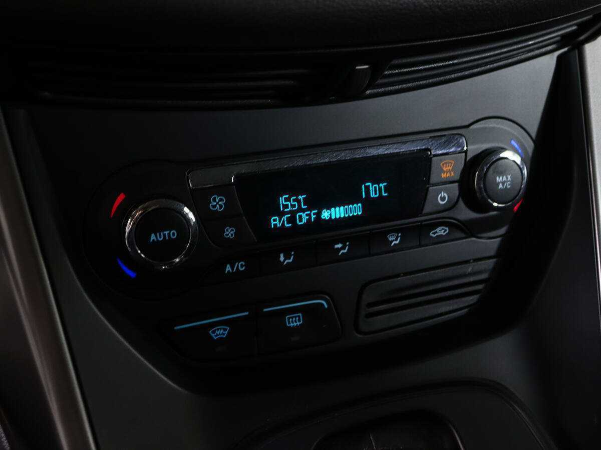 Ford Kuga б/у, 2015, Автоматическая. Фото: #14