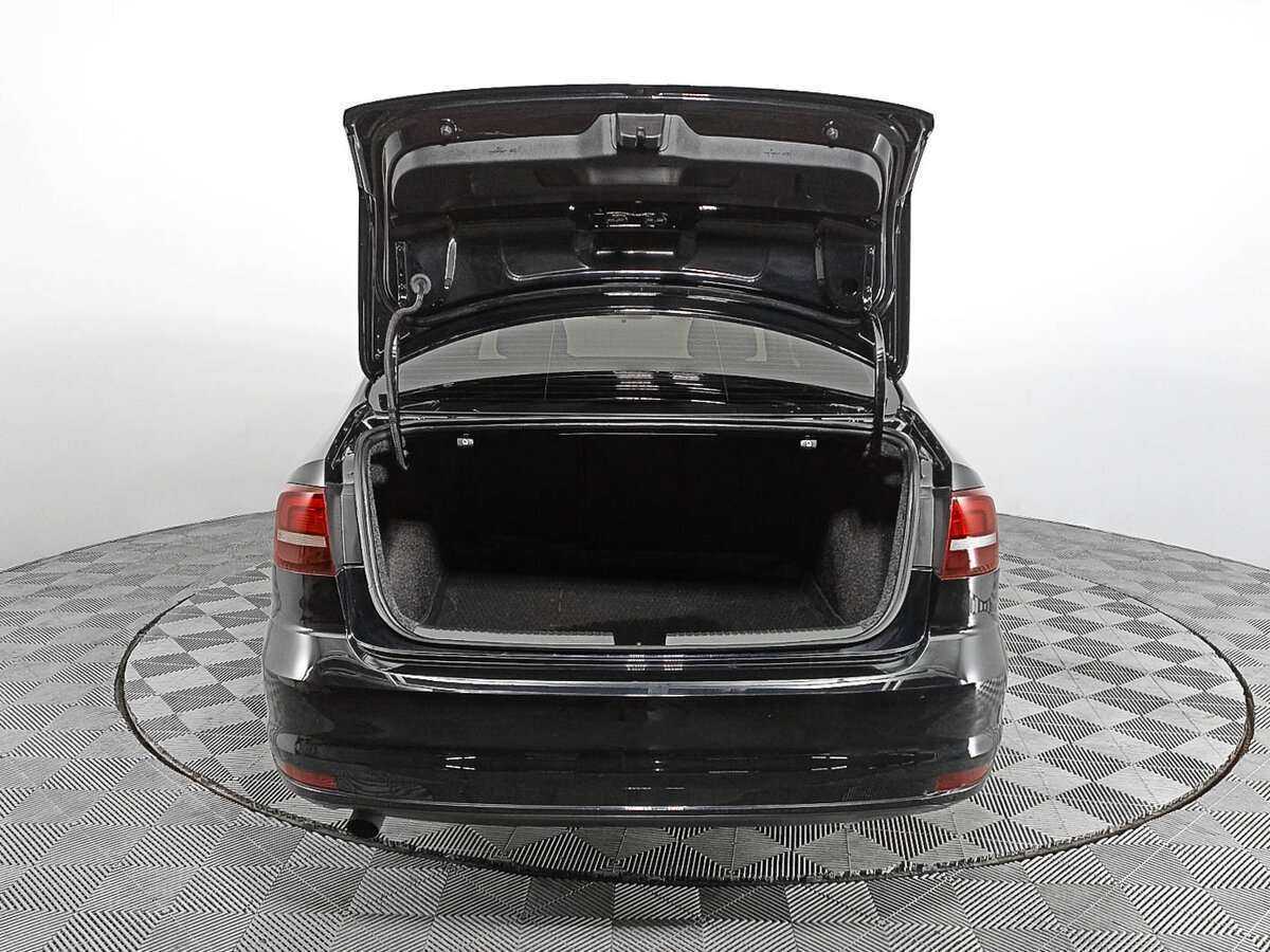 Volkswagen Jetta б/у, 2018, Автоматическая. Фото: #8