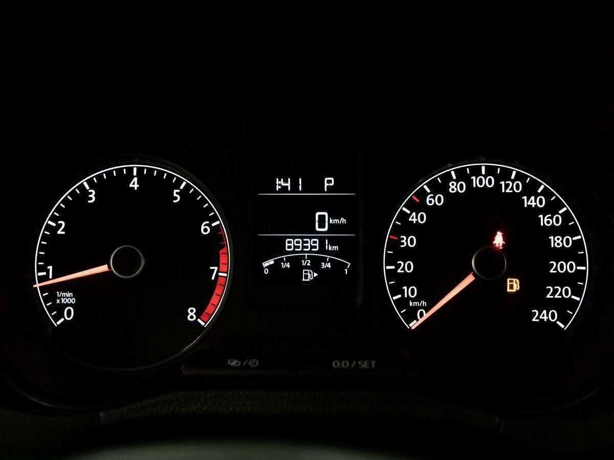 Volkswagen Polo б/у, 2017, Автоматическая. Фото: #10