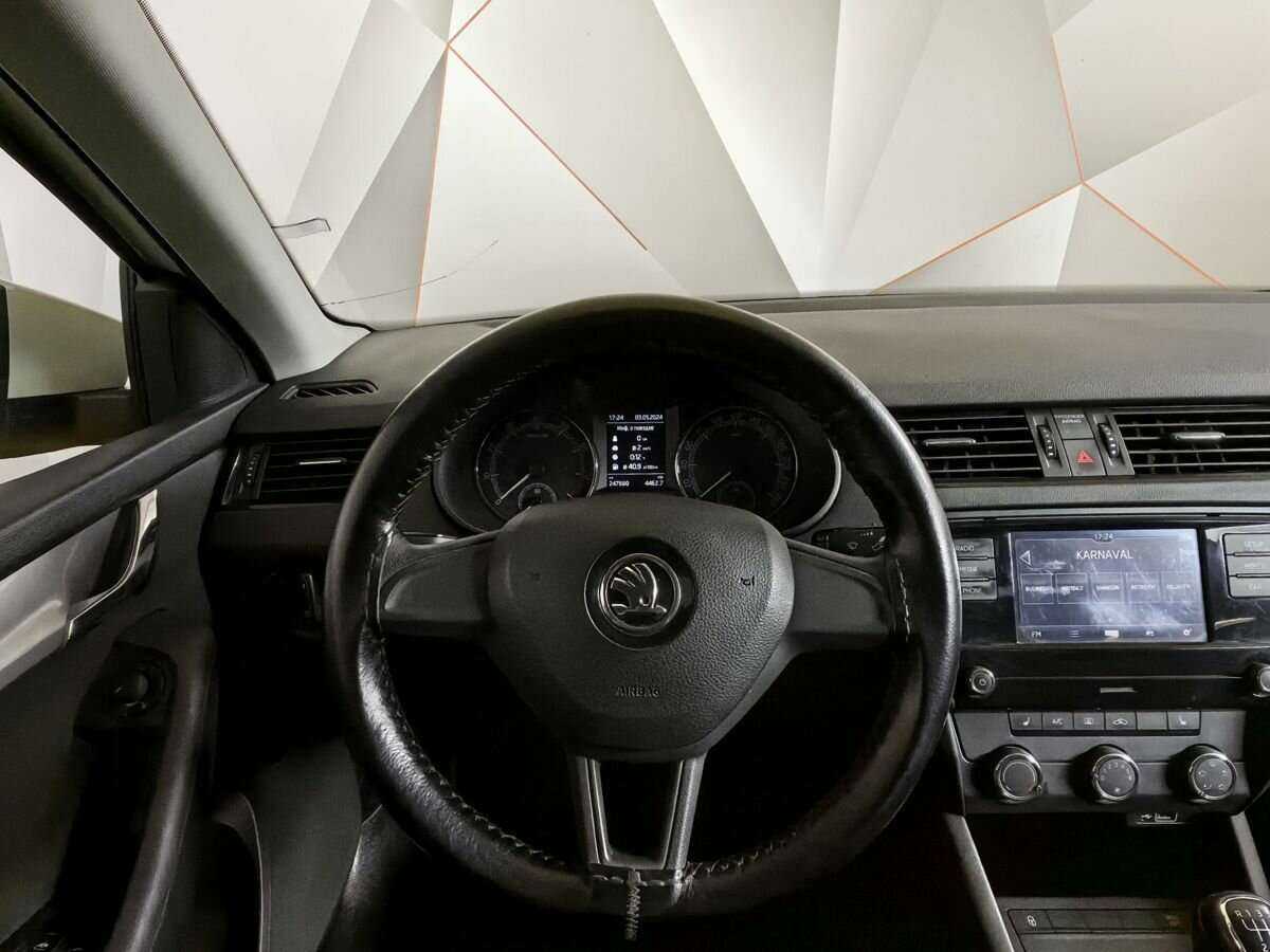 Skoda Octavia б/у, 2019, Механическая. Фото: #14