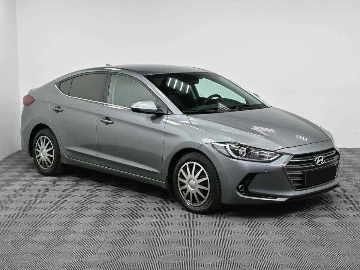 Hyundai Elantra б/у, 2018, Автоматическая. Фото: #2