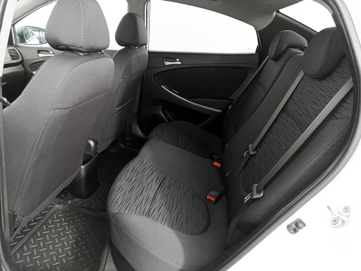 Hyundai Solaris б/у, 2015, Механическая. Фото: #7