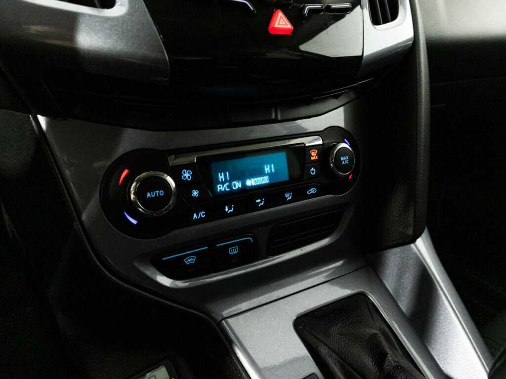 Ford Focus б/у, 2013, Роботизированная. Фото: #15