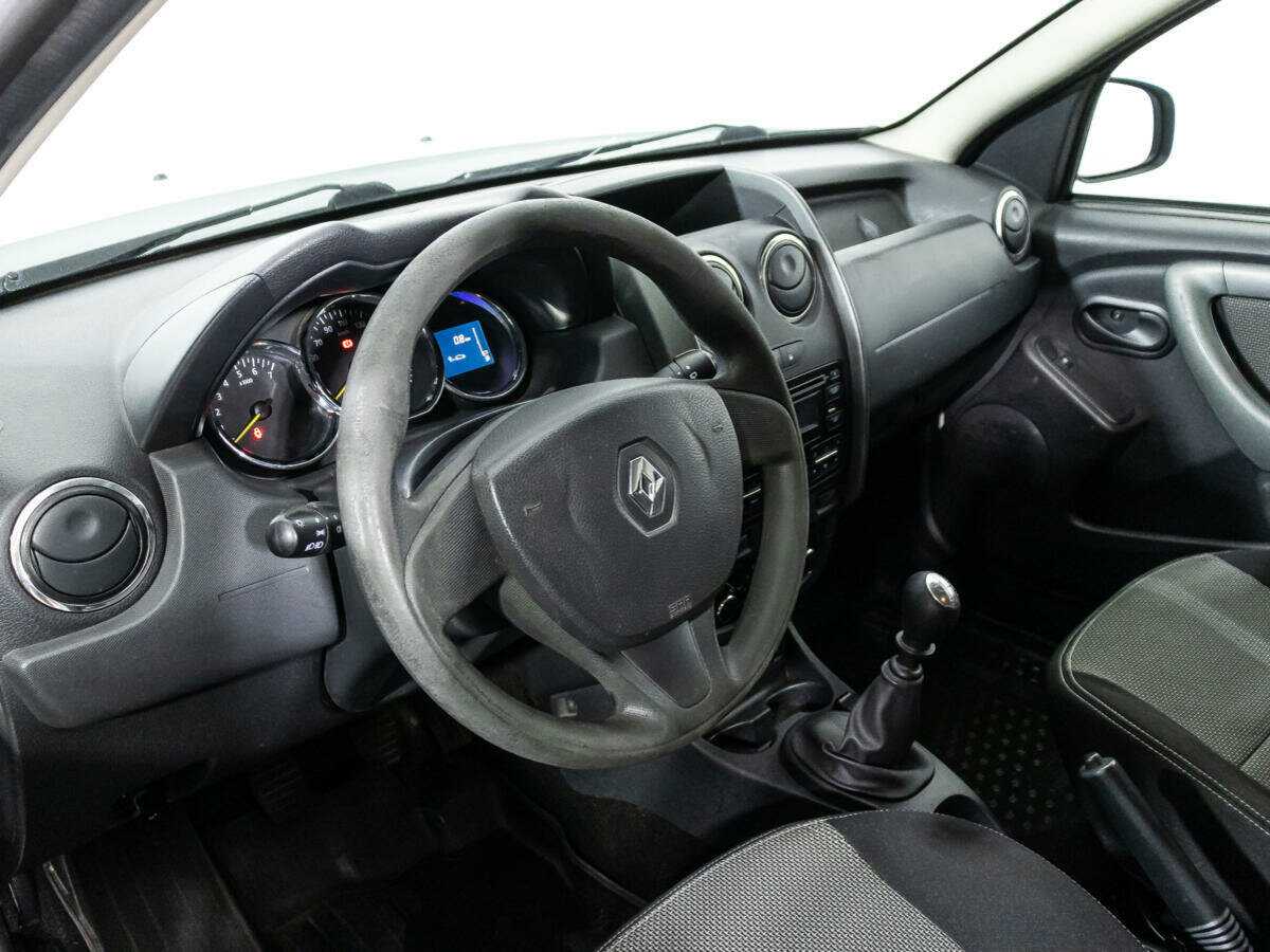 Renault Duster б/у, 2016, Механическая. Фото: #10