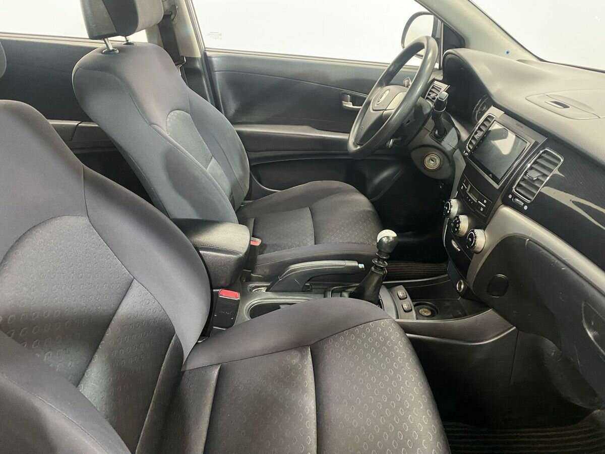 SsangYong Actyon б/у, 2012, Механическая. Фото: #9