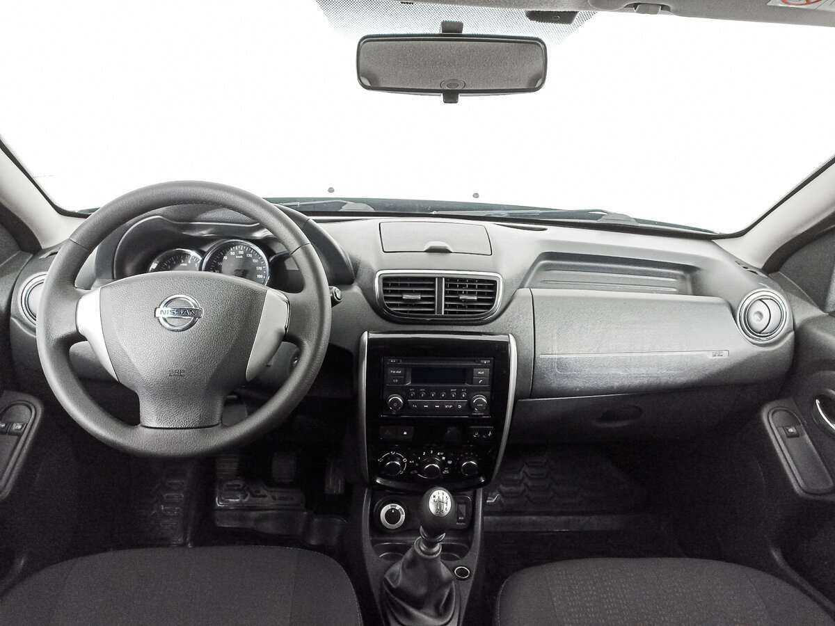 Nissan Terrano б/у, 2016, Механическая. Фото: #11