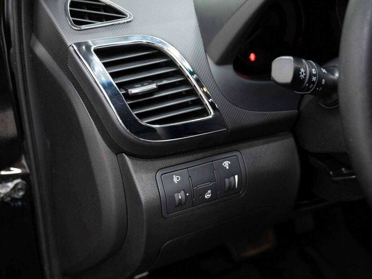 Hyundai Solaris б/у, 2016, Автоматическая. Фото: #17