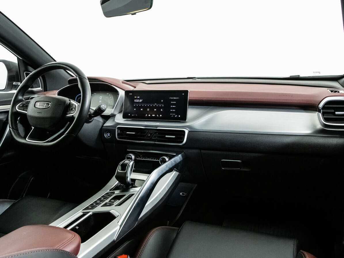 Geely Coolray б/у, 2022, Роботизированная. Фото: #6