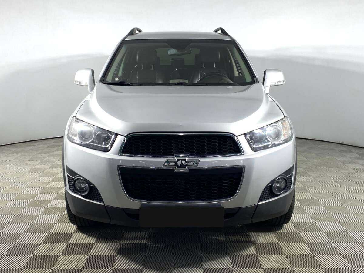 Chevrolet Captiva б/у, 2012, Автоматическая. Фото: #1