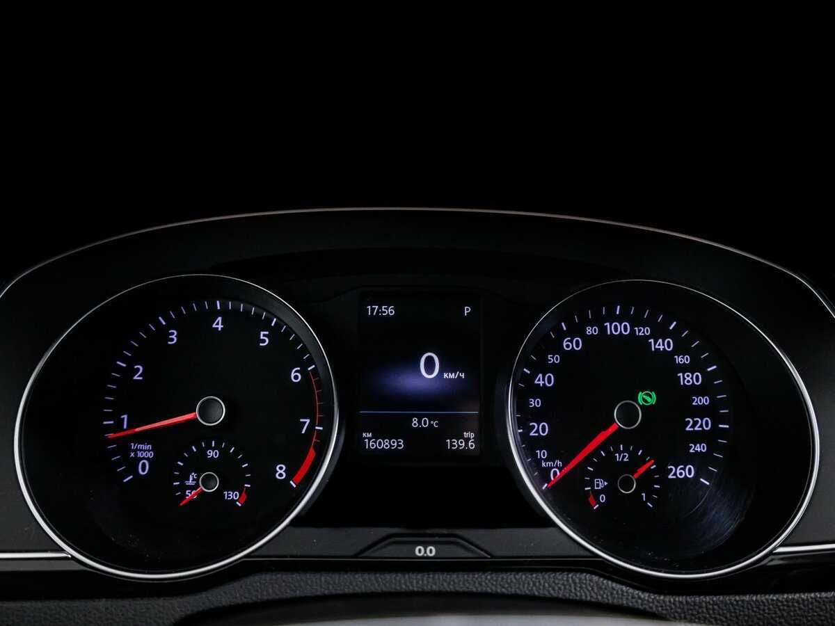 Volkswagen Passat б/у, 2018, Роботизированная. Фото: #22