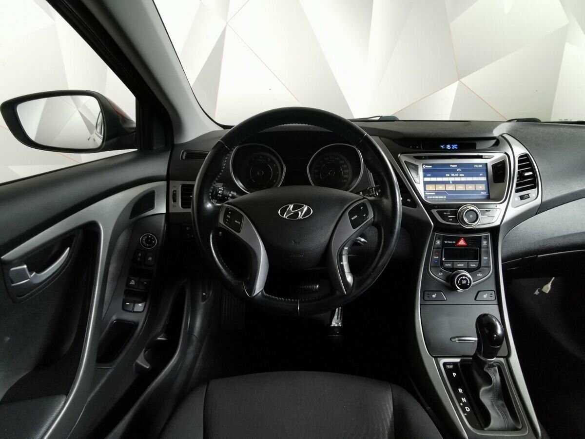 Hyundai Elantra б/у, 2015, Автоматическая. Фото: #14